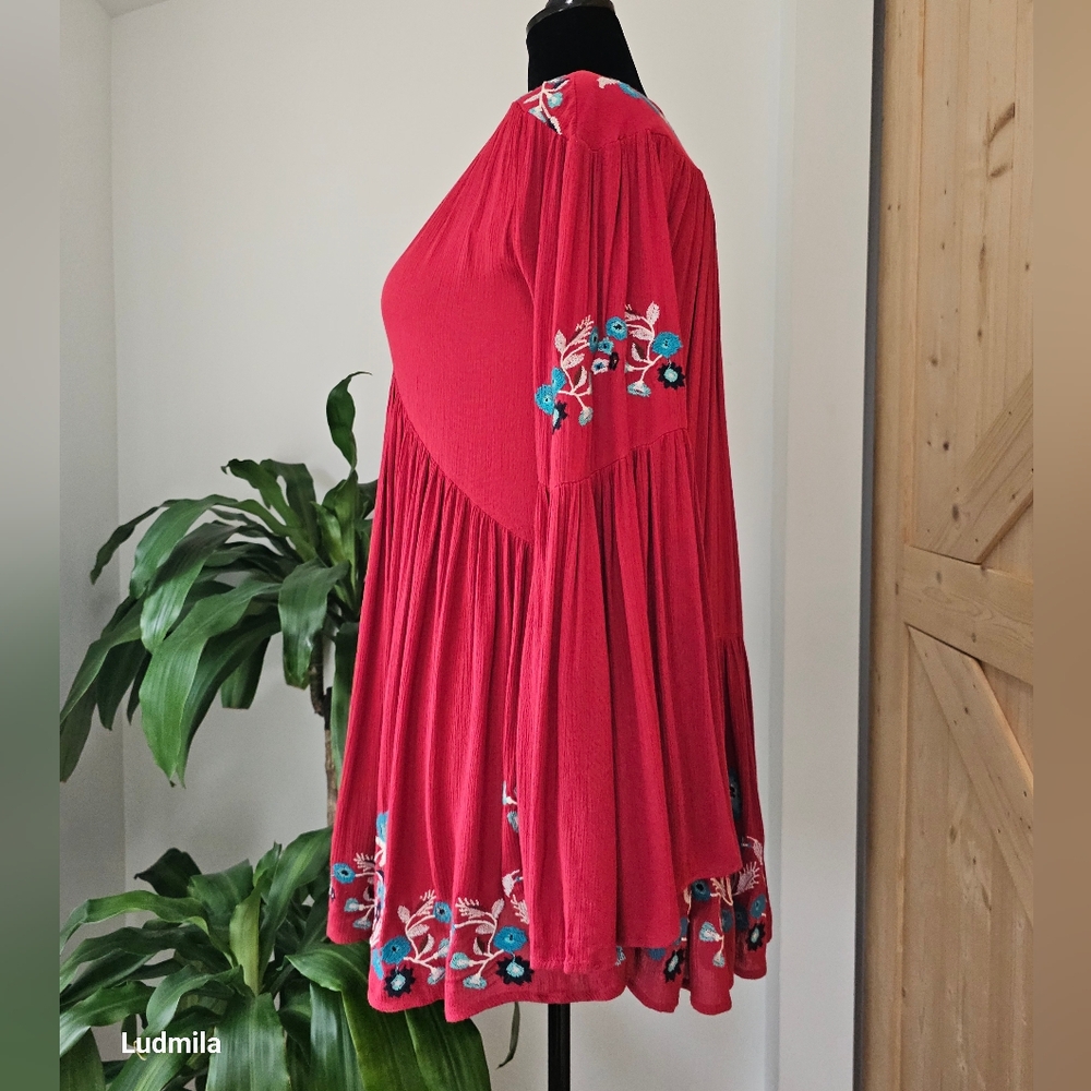 FREE PEOPLE Women's Size XS Red Combo Embroidered Long-Sleeve Blouse‎ - Picture 8 of 10